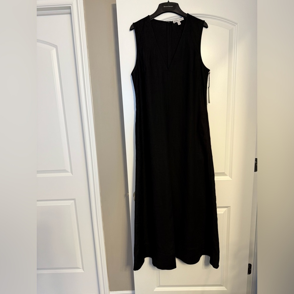 BANANA REPUBLIC Linen V-Neck Maxi Dress NWT - M - Picture 6 of 16
